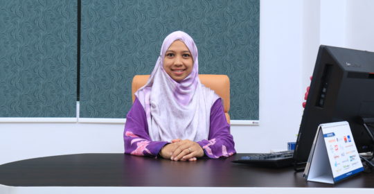 Dr. Azlindarita @ Aisyah Mohd Abdullah